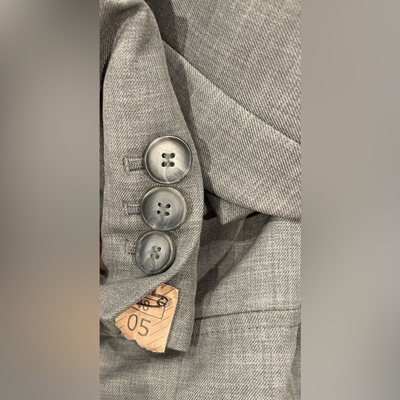 NINE WEST heather grey 2-piece suit blazer jacket pants trousers. Size 8. - Picture 10 of 11